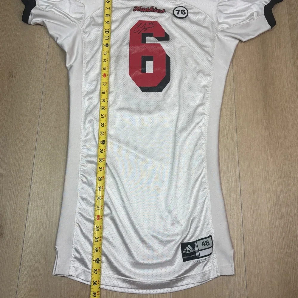 NIU Northern Illinois Huskies GAME WORN Jordan Lynch Autograph Football Jersey